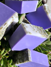 Load image into Gallery viewer, Lavender Shampoo Bar
